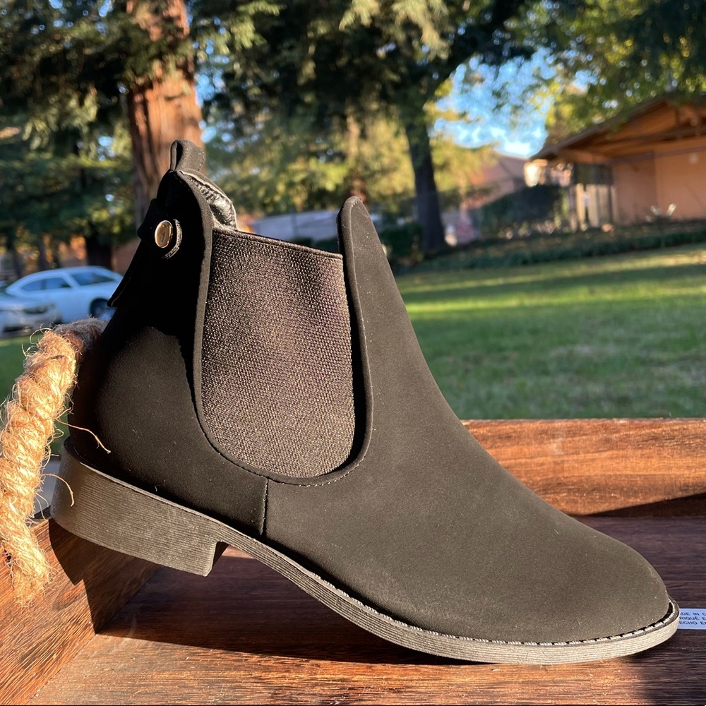 Black Ankle Boots Women’s Size 8 - Picture 4 of 14
